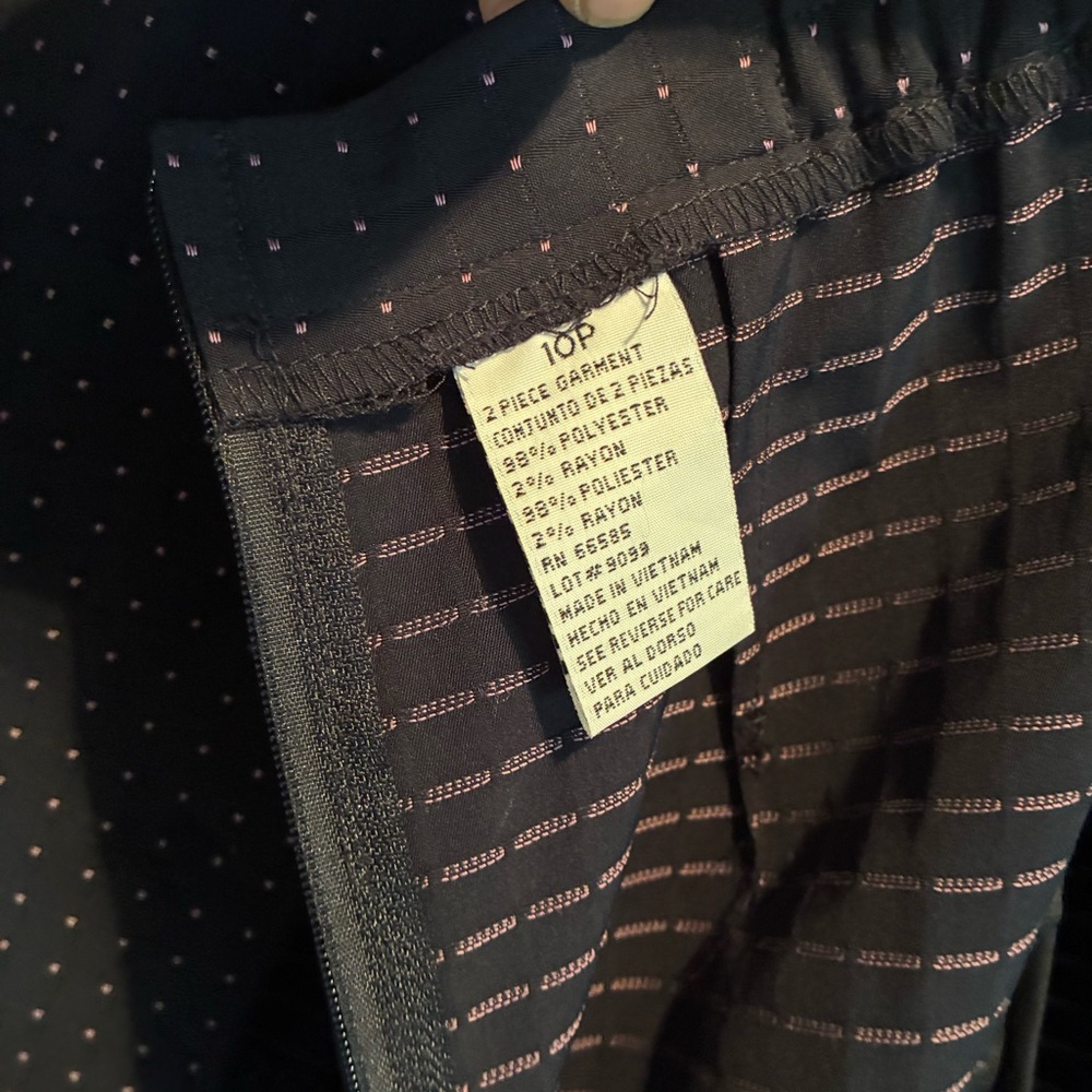 Perceptions Navy Blue Blazer With Subtle Pattern - image 5